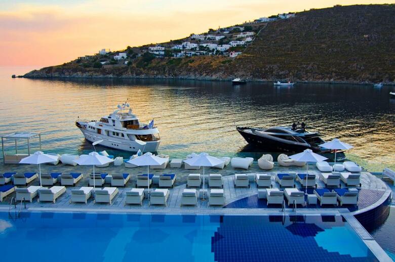 Hotel Petasos Beach Resort & Spa