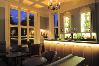 Cotswold Grange Hotel