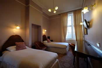Cotswold Grange Hotel