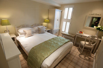 Cotswold Grange Hotel