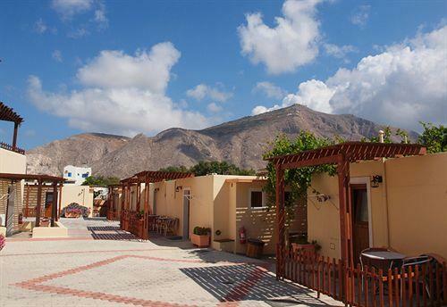 Smaragdi Hotel