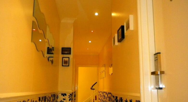 Hotel Royal Guest House