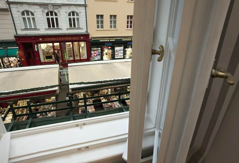 Pension Corto Old Town