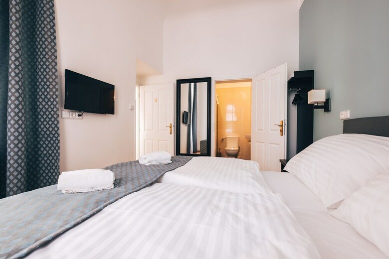 Pension Corto Old Town