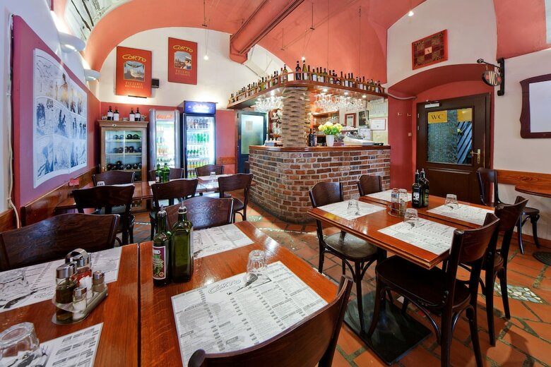 Pension Corto Old Town