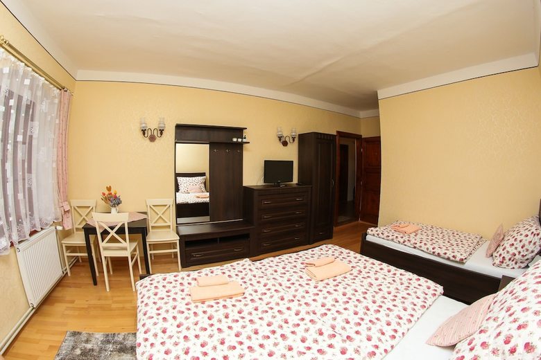 Pension Mini Hotel Abraka
