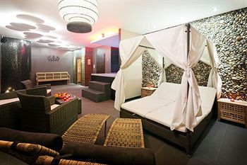 Pension Pytloun Travel Hotel