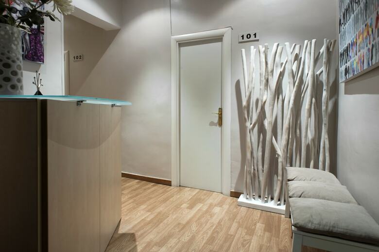 Hostal THC Gran Via Hostel