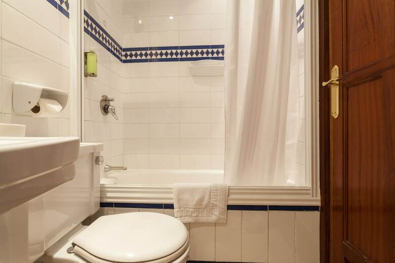 Hotel Baco