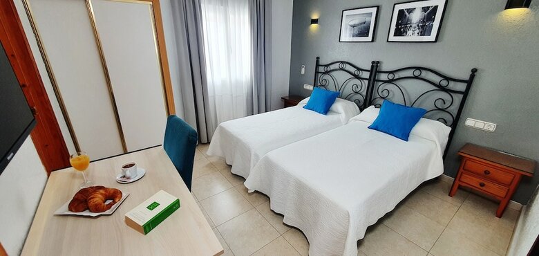 Hostal Juan De Austria