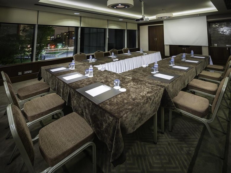 Hotel Titanic Port Bakirkoy