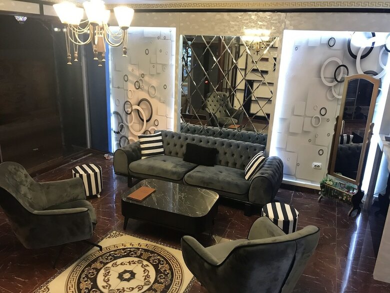 Ast Hotel