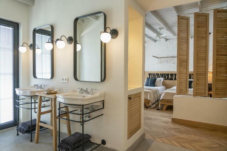 Yacht Boutique Hotel