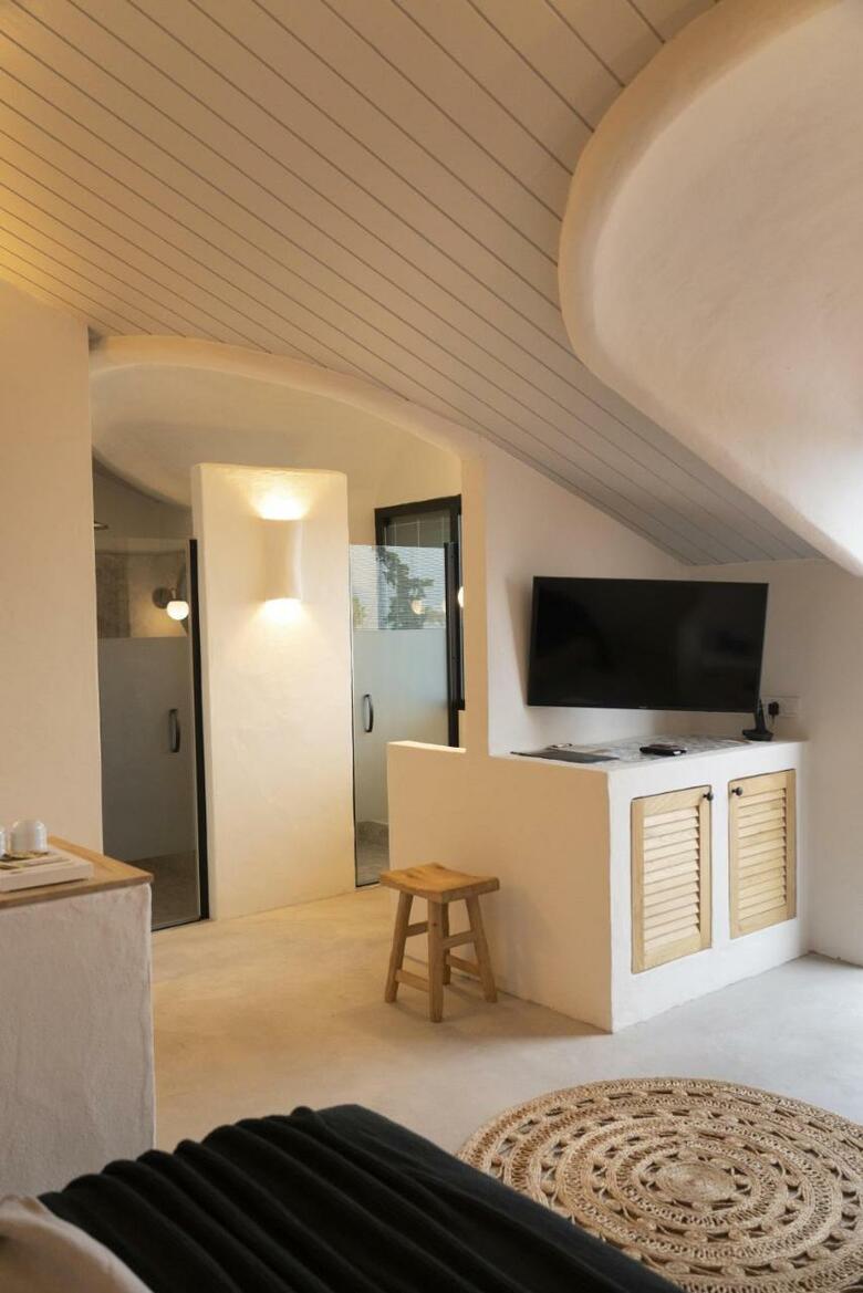 Yacht Boutique Hotel