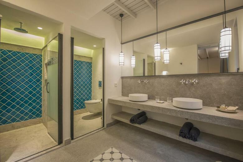 Yacht Boutique Hotel