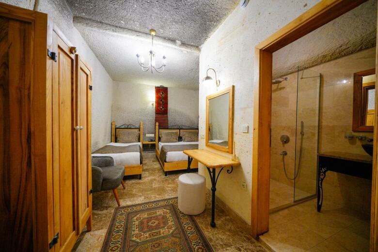 Bed & Breakfast Cave Hotel Saksagan