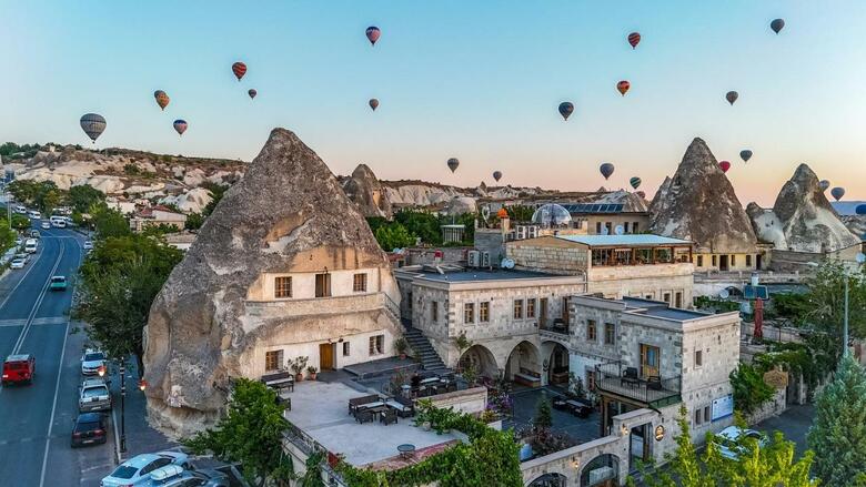 Bed & Breakfast Cave Hotel Saksagan