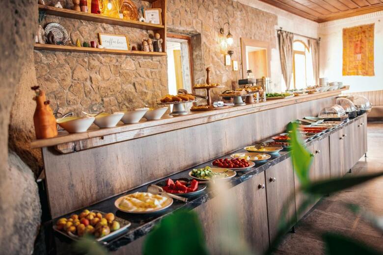 Bed & Breakfast Cave Hotel Saksagan