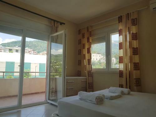 Joni Apartment