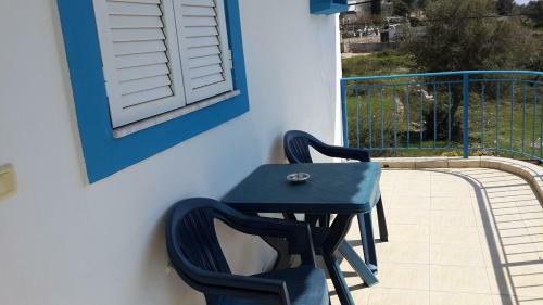 Hostal Villa Blue Drymades