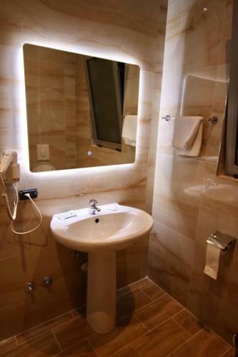 Aurelis Hotel