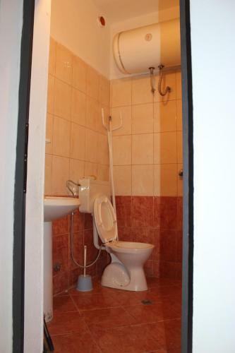 Hostal Haka Guesthouse