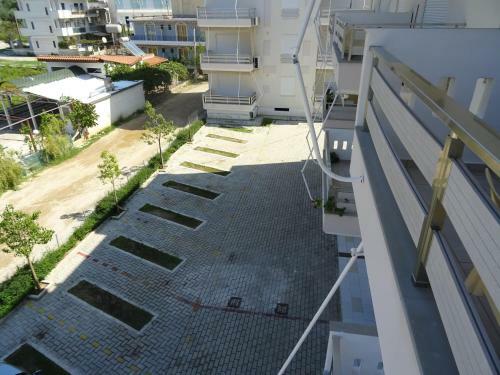 George Apartments