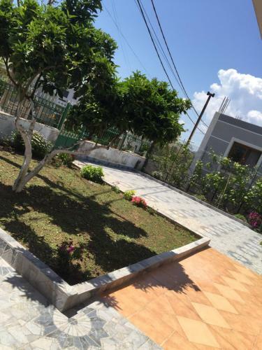 Tafil Buzi Apartments