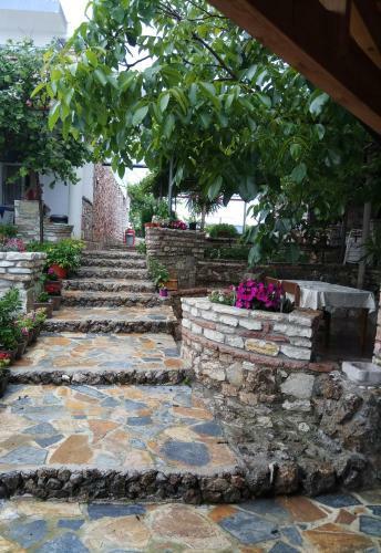 Hostal John's Guesthouse