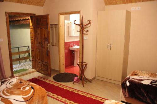 Bed & Breakfast Bar Restaurant Merlika