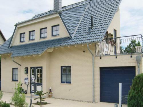 Two-bedroom Apartment With A Fireplace In Putbus