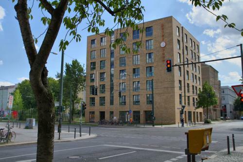 H+ Hotel 4youth
