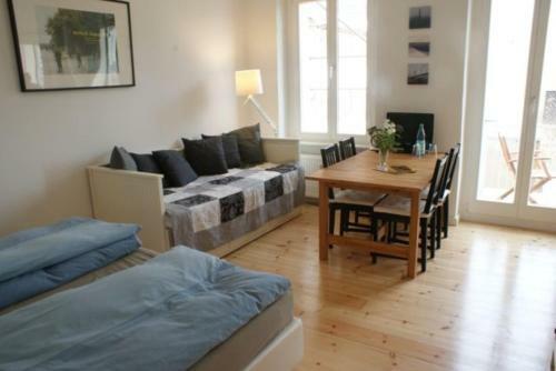 Apartamentos Raja Jooseppi