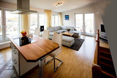 Hostal Ferienwohnungen Eicher Warnem�nde
