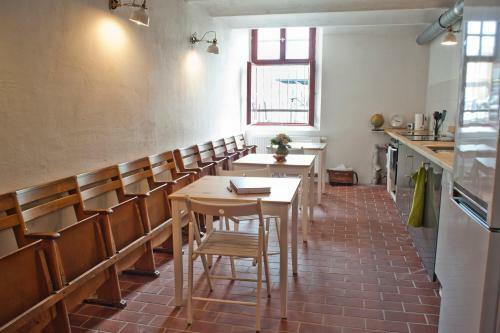 Subraum Hostel