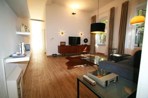 Apartment Miro
