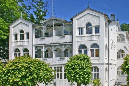 Apartamento Ferienappartement-jasmund-11