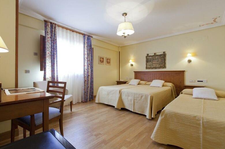 Hotel Casona De La Reyna