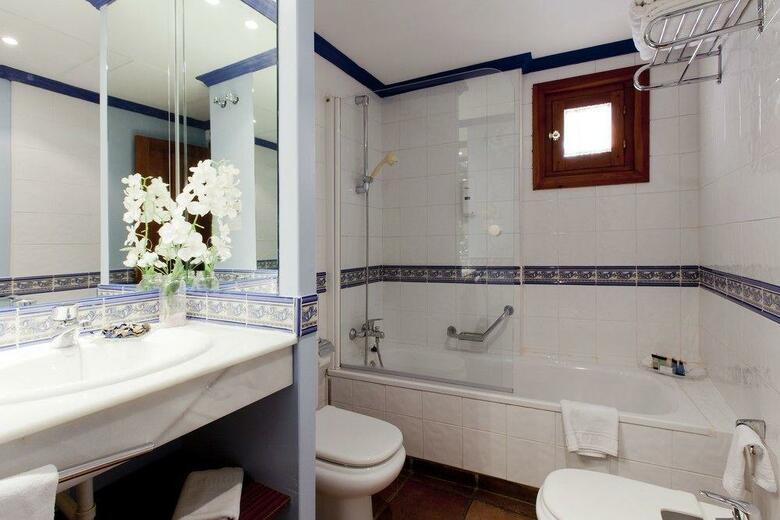Hotel Casona De La Reyna