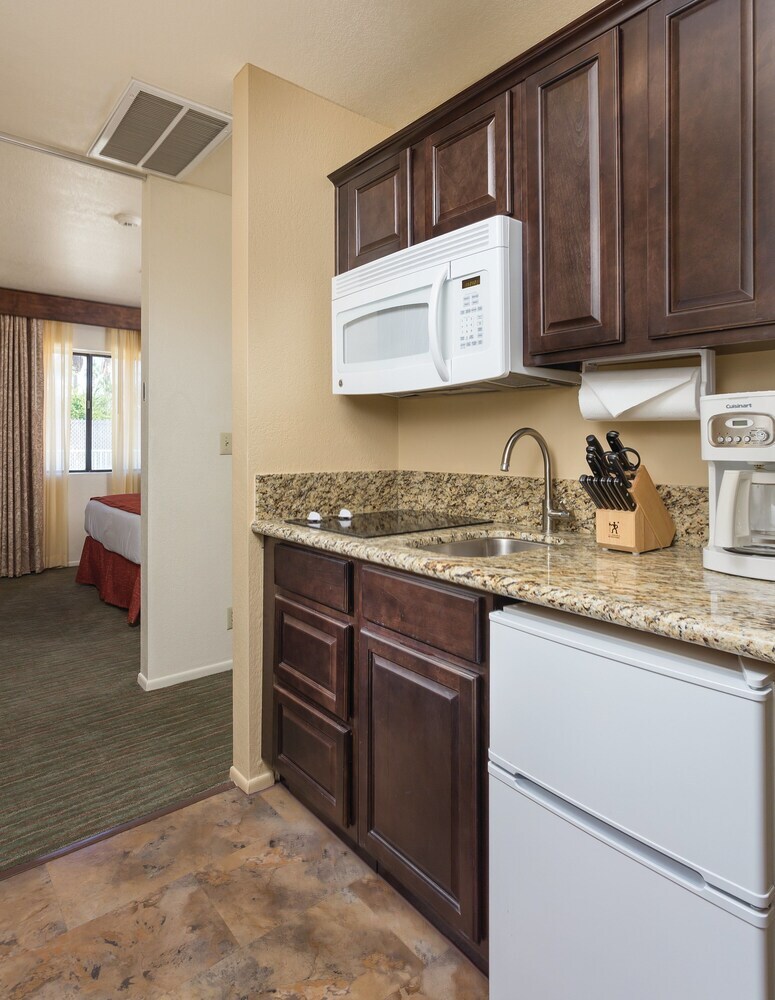Hotel Havasu Dunes