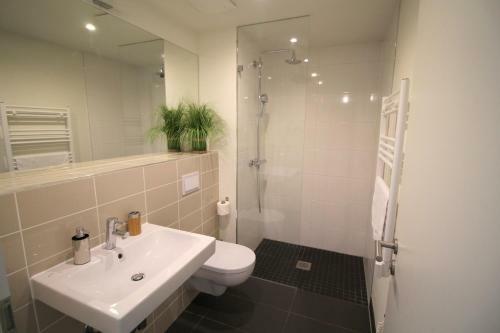 Holiday At Alexanderplatz Apartments