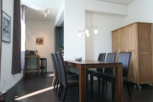 Holiday At Alexanderplatz Apartments