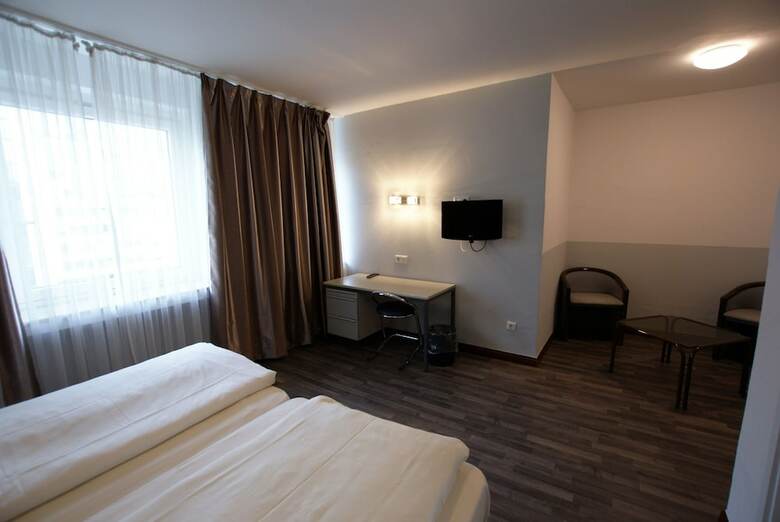 Bahn-hotel