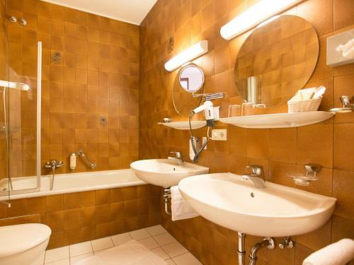 Hotel M�ller