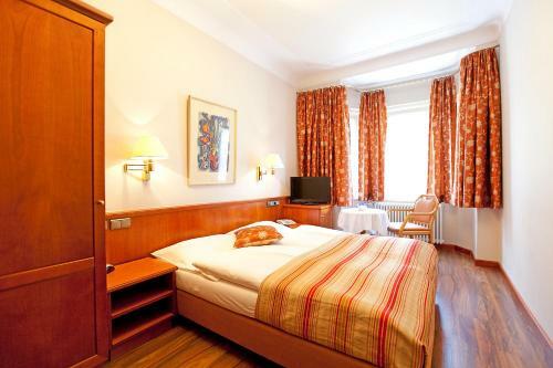 Hotel M�ller