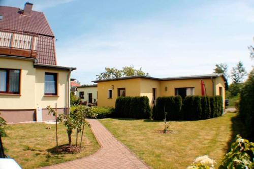 Gartenhaus 11