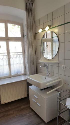 Apartamento Weingut Caspari, Familie Eggert