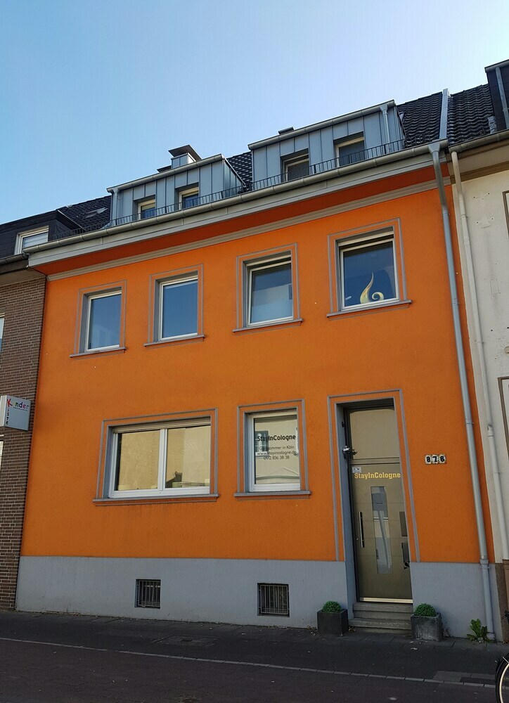 Bed & Breakfast Stayincologne