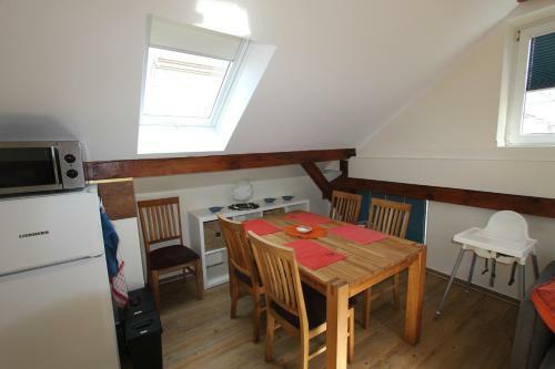 Apartamento Ferienwohnungen Am Markt Warnem�nde