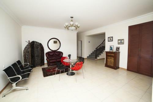 Hostal Cross Sevan Villa